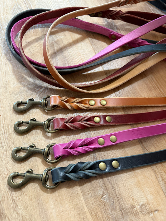 Timeless Leash